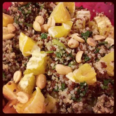 Quinoa con spinaci e arance