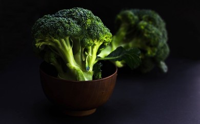 bowl-of-broccoli-2584307_640
